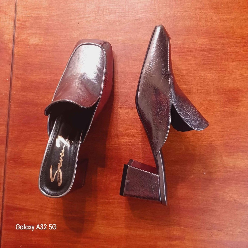 Seven7 Metallic slide on chunky heels size 40